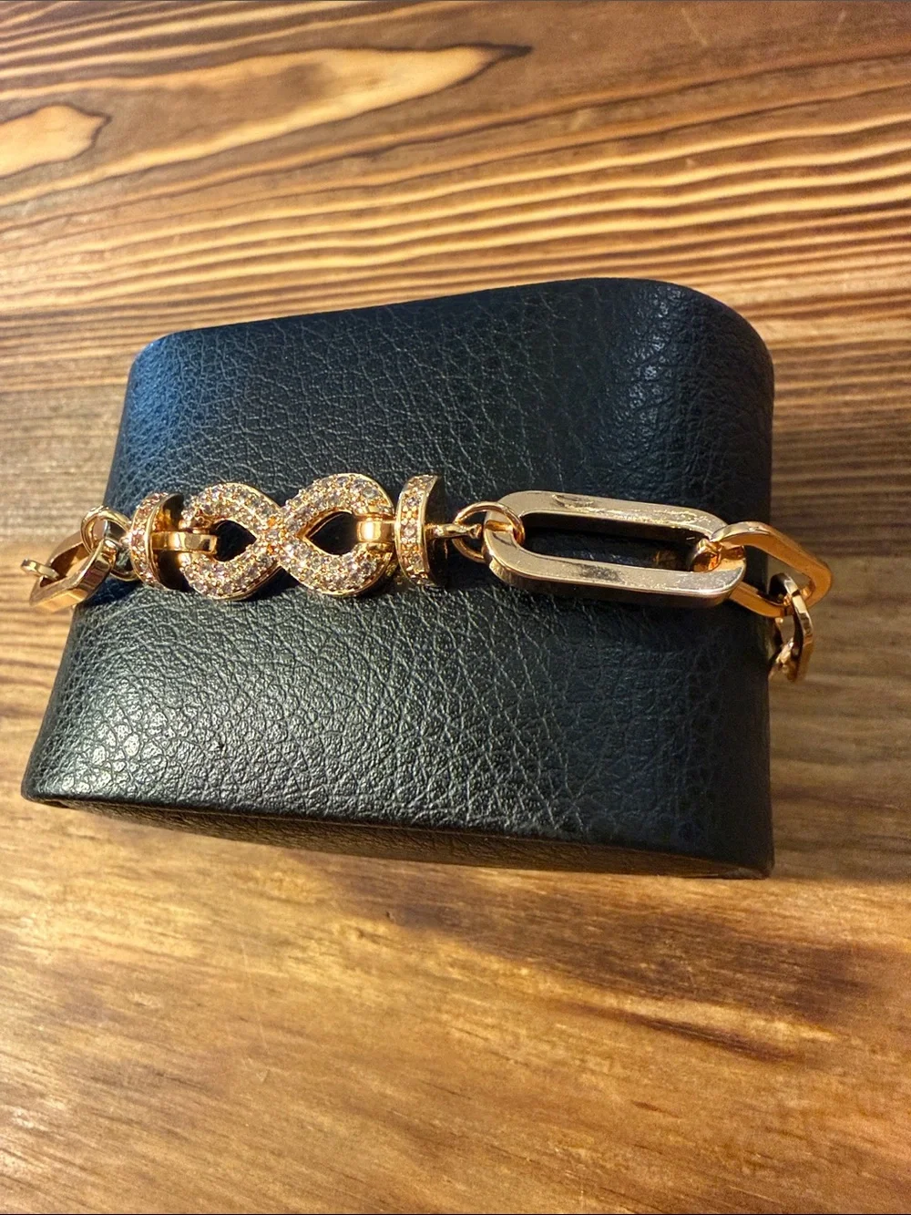 Gold Plated Infinity Link Bracelet for Women - Elegant Chain Accent